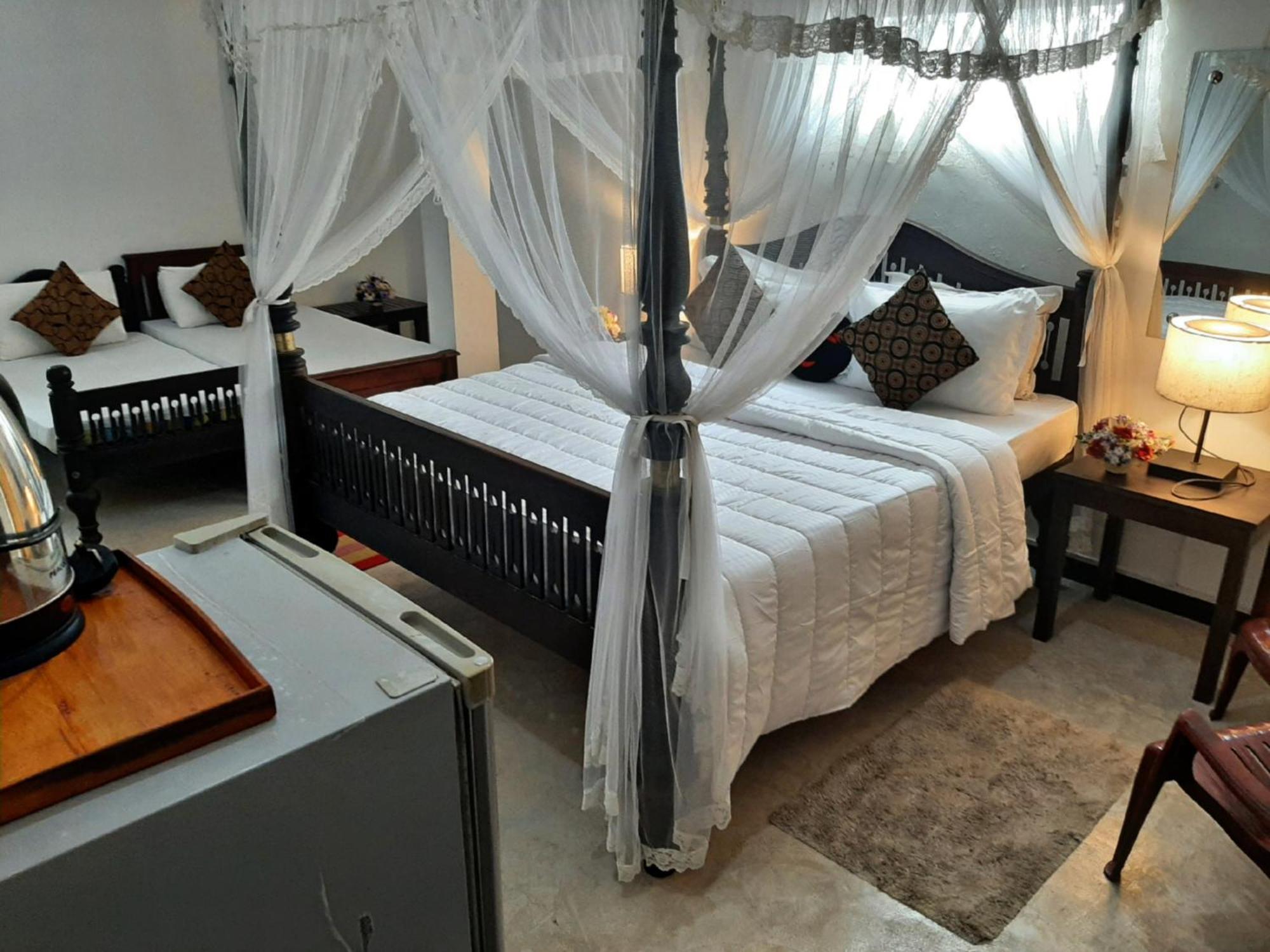Villa Blue Ocean Mirissa Esterno foto